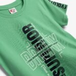 Σετ κοντομάνικη μπλούζα και βερμούδα - Image 2